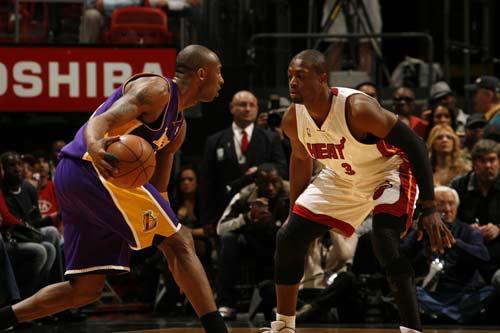 快船轮换策略成功限制对手得分（快船灵活轮换奏效，成功压低对手得分）