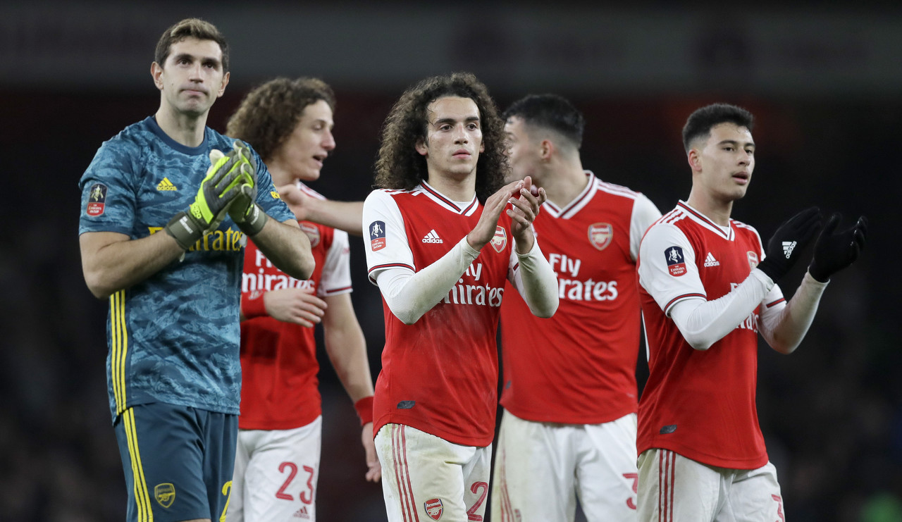 萨里：裁判没有影响比赛结果，无论来哪个裁判国米都会赢（萨里：裁判不左右结果，换谁执法国米都能赢）