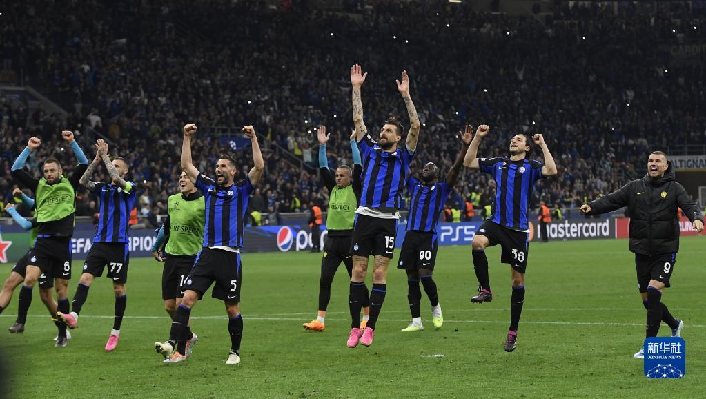 曼联不被看好时却有好的结果。（曼联在质疑声中收获佳绩）