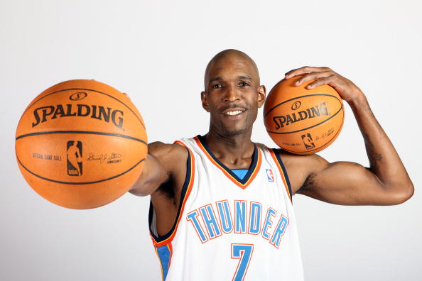 开拓者更新伤病报告：格兰特和罗威将缺席今日背靠背对阵魔术（开拓者伤病更新：格兰特与罗威缺阵今日背靠背战魔术）