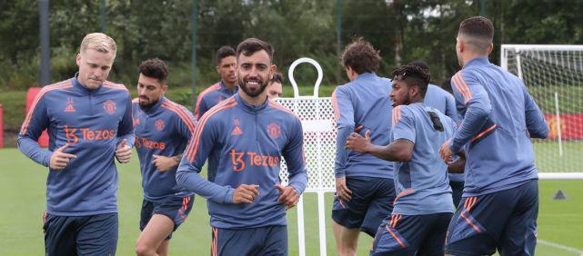 阿奇姆彭遭成都球迷种族歧视，队长王上源发文声援（阿奇姆彭遭遇成都球迷种族歧视，队长王上源发声力挺）