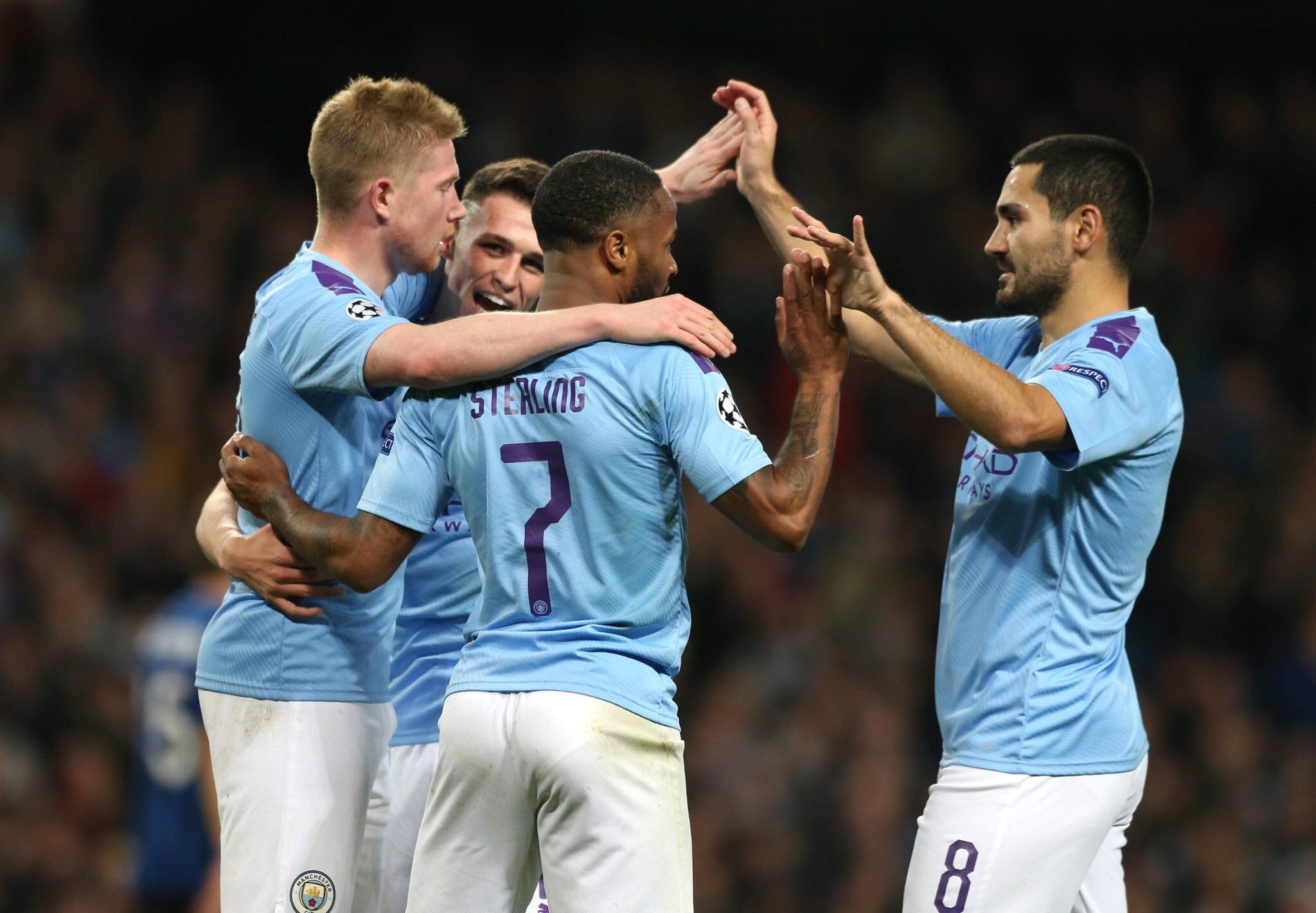 周懿娴从小就对篮球充满热情，她的启蒙教（周懿娴自幼热爱篮球：启蒙导师的引领）