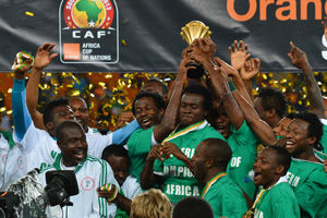 距降级区1分，记者：沃尔夫斯堡已决定解雇主帅西莫尼斯（记者曝沃尔夫斯堡已将主帅西莫尼斯下课，球队仅领先降级区1分）