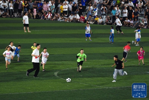 德天空：伊萨克再次表示只想加盟利物浦，近日还拒绝了曼联（德天空：伊萨克重申只愿加盟利物浦，近期已拒曼联邀约）