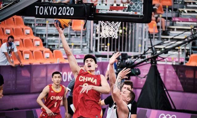 意甲知名媒体人：米兰球员拉比奥特是意大利最佳引援，他的到来让米兰发生了质的变化（意甲名记：拉比奥特被赞为意大利最佳引援，加盟后令米兰实现质变）