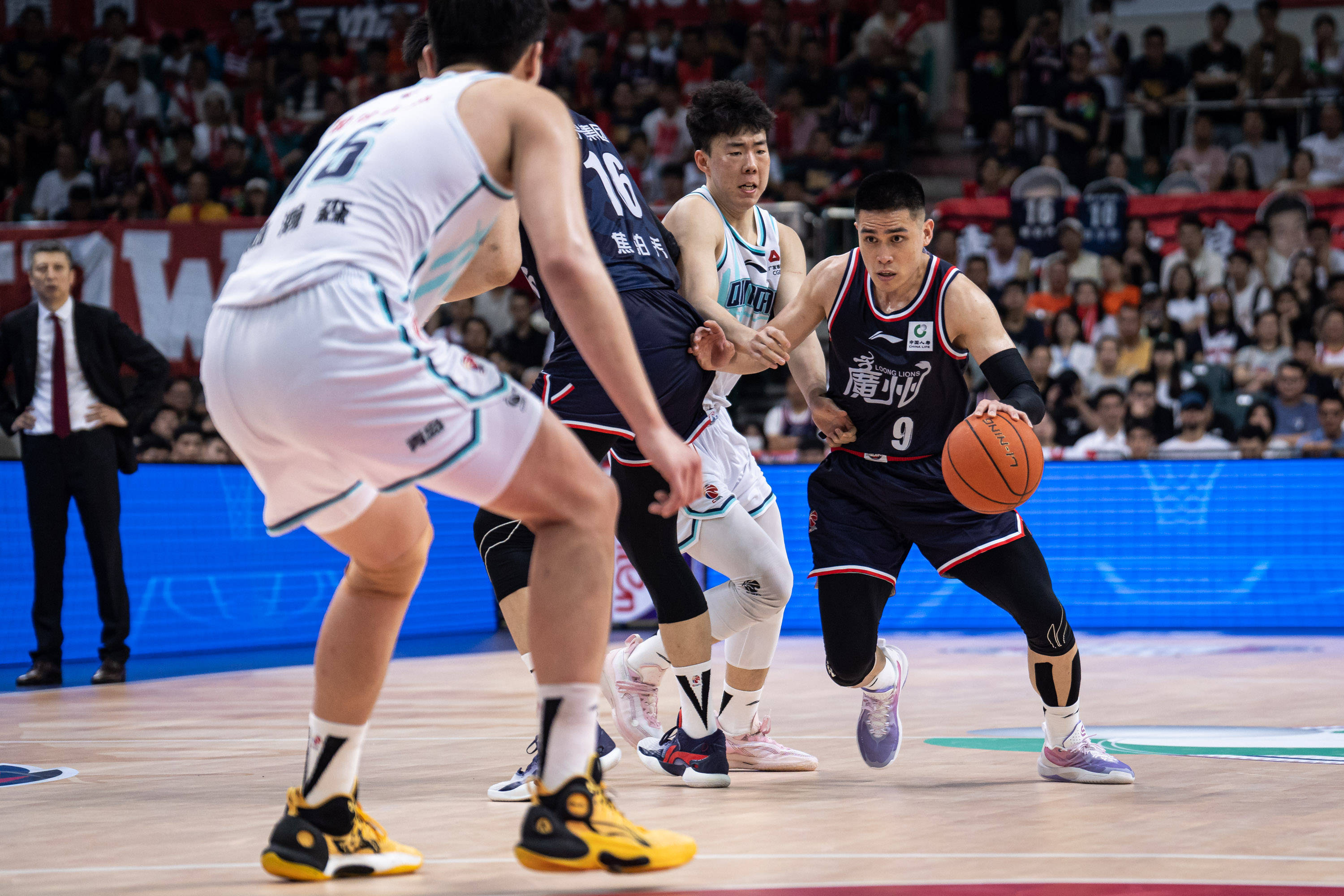 雷吉隆：我不会骗你，能和梅西踢球是我来迈阿密的一大动力（雷吉隆直言：与梅西并肩是我加盟迈阿密的重要动力）