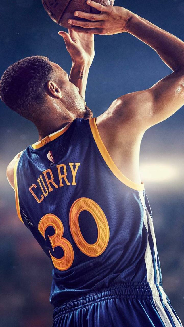 王哲林：新队友加入让球队实力提高 磨合渐入佳境 力争打好开局（王哲林：新援助力球队实力升级，磨合渐入正轨，力拼开门红）