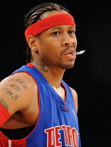 提升明显！费兰本赛季西甲已打入11球，超越个人上赛季10球（进步显著！费兰本季西甲已进11球，超过上赛季的10球）