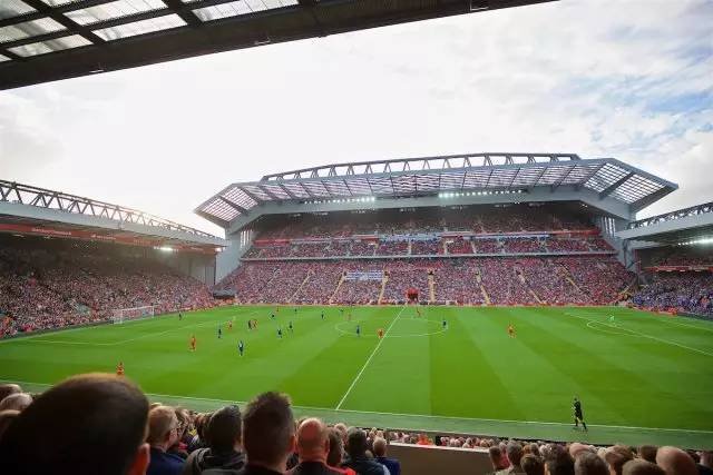 德甲前瞻：勒沃库森阵容齐整，多特上轮联赛惨遭绝平（德甲前瞻：勒沃库森兵强马壮，多特上轮补时被追平）