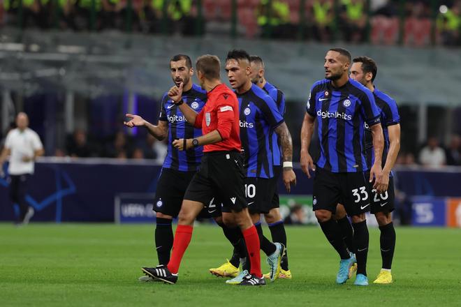 太阳主帅：马威对阵雷霆时小腿出现问题，他将缺席今天的比赛（太阳主帅：马威战雷霆时小腿不适，今日将缺阵）