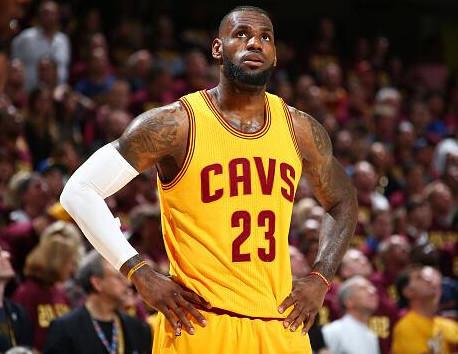 德天空：阿森纳多次考察法兰克福快马巴奥亚，红军热刺也有意（德天空：阿森纳频繁考察法兰克福快马巴奥亚，利物浦与热刺同样关注）